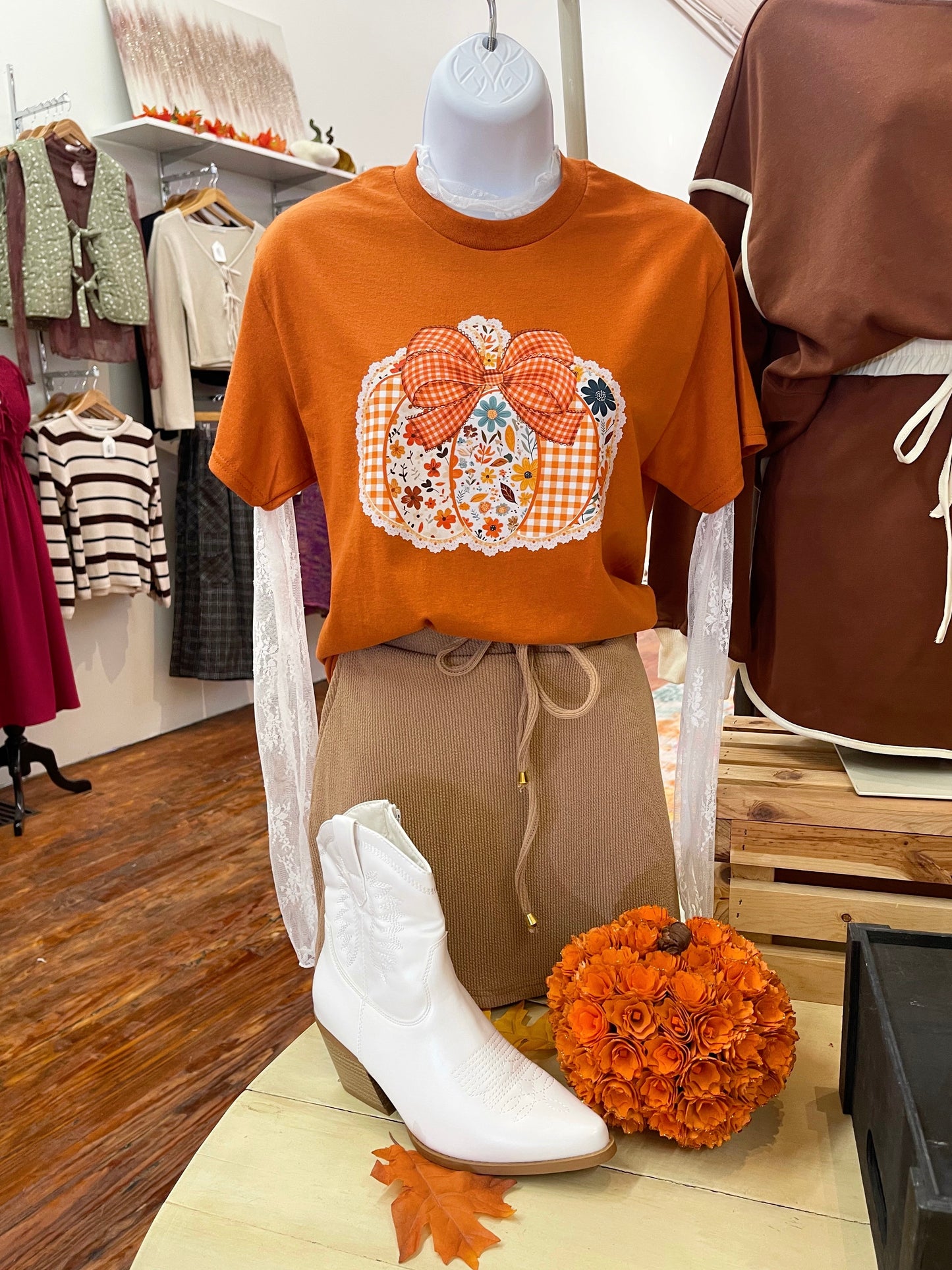 Rust Floral Pumpkin Tee