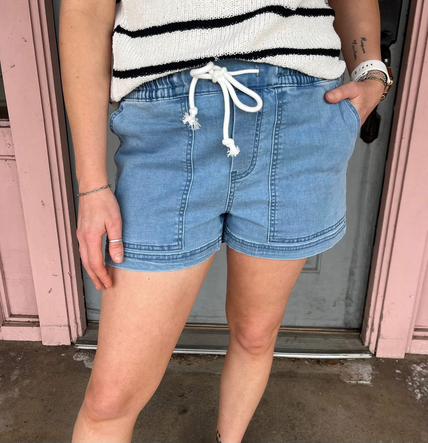 Eva Elastic Waist Shorts