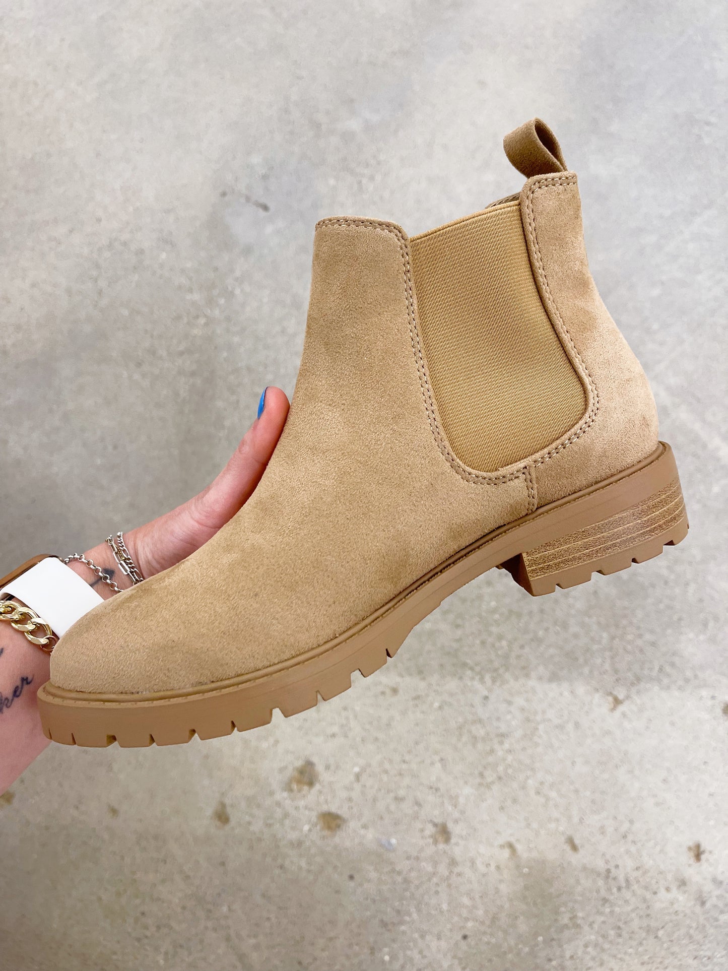 Hopper Camel Suede Boot