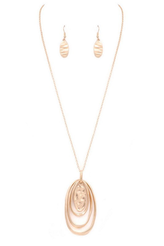 Layered Oval Metal Necklace