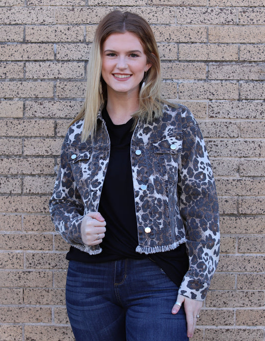 Cropped Leopard Jacket