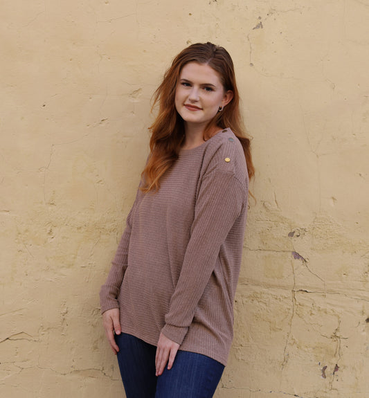 Mocha Side Button Top