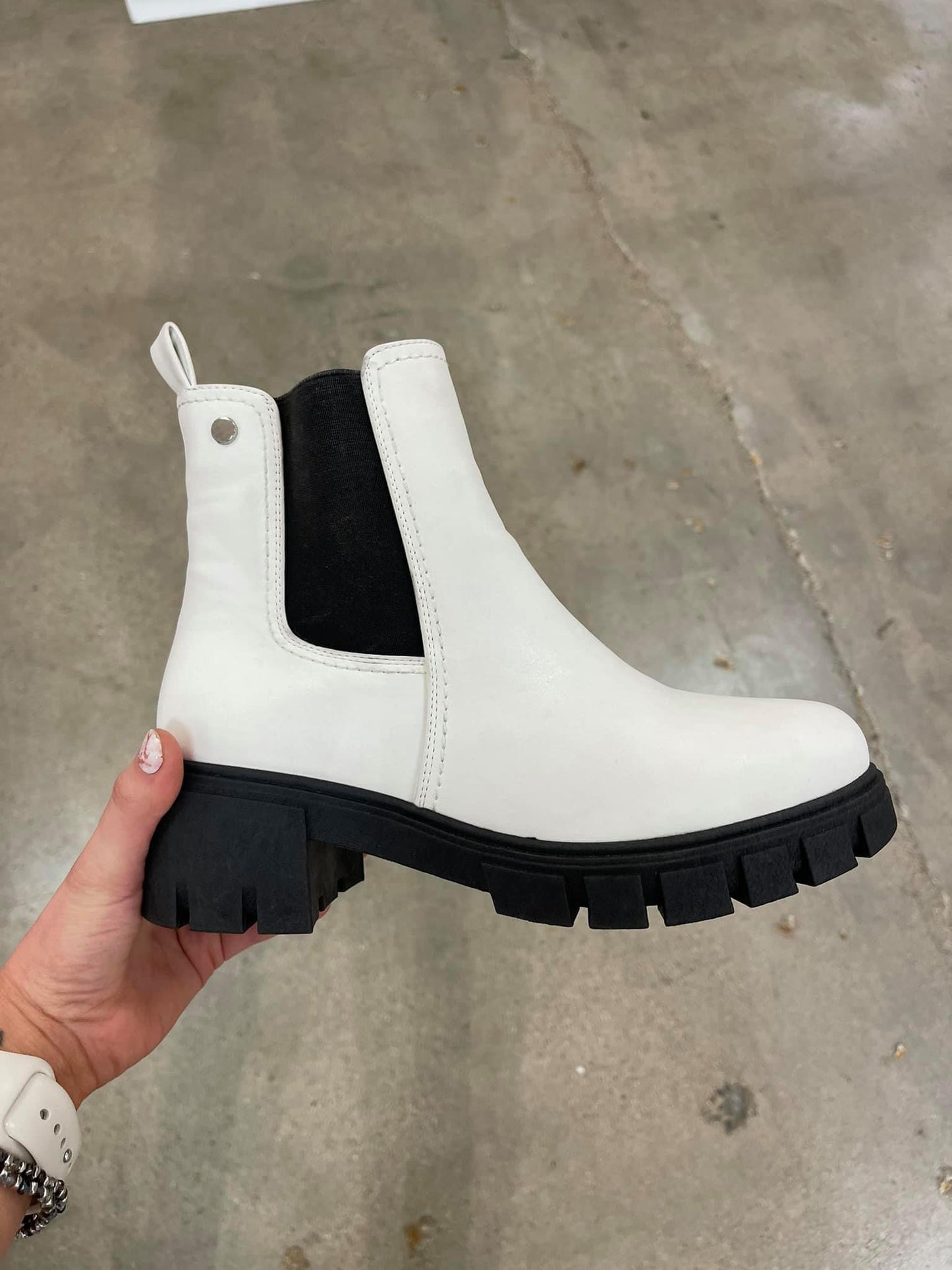 Cooper White Boots