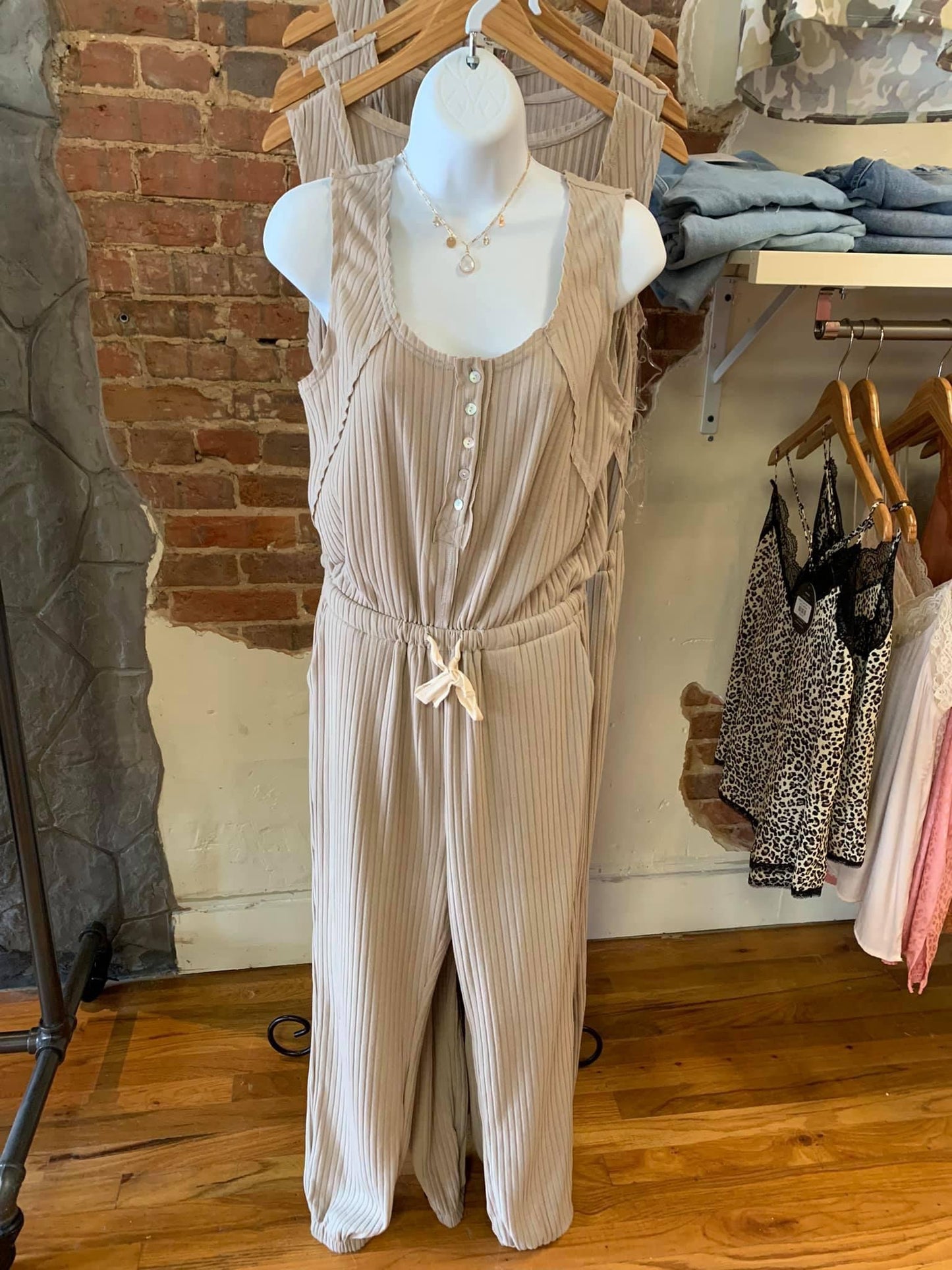 Like it is ribbed jumpsuit